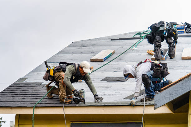 Professional Gutter Installation technician working in Parish, NY